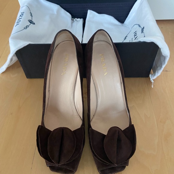 Prada Brown Suede Shoes size 40 - Picture 2 of 14
